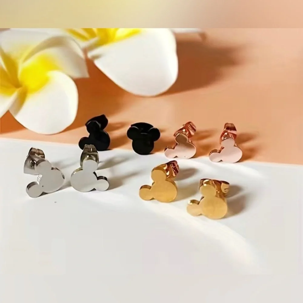 🆕 Pick 3/$15 🎉 Disney Mouse Inspired Glossy Black Stud Earrings - Picture 5 of 7